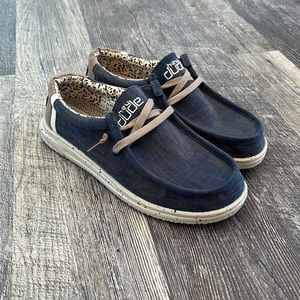 Hey Dudes • Wally Free • Mens Size 9 • Natural Blue • New without Tags